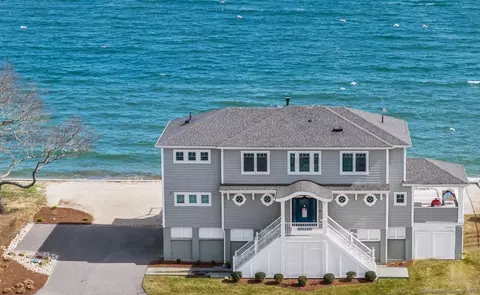 16 Atlantic St, Niantic, CT 06357