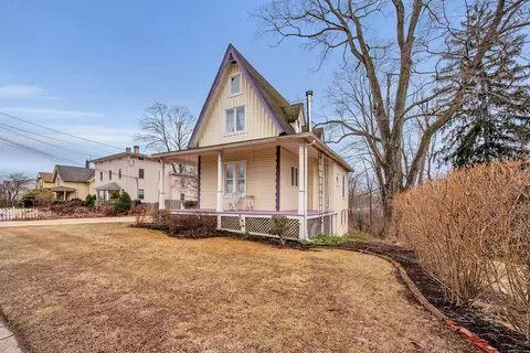 180 W Main St, Southington, CT 06489