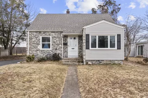 48 Grafton Rd, Hamden, CT 06517