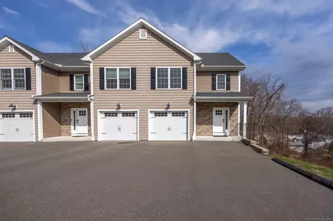 250 Cherry Ave #C, Watertown, CT 06795