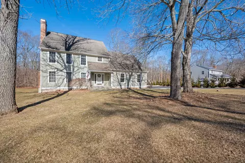 28 Esther Ln, Colchester, CT 06415