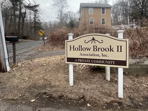 793 W Main St #D, Meriden, CT 06451