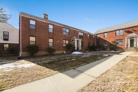 218 Virginia Ave #C, Bridgeport, CT 06610