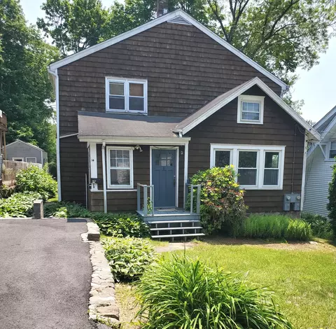 14 Sycamore St, Norwalk, CT 06855