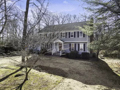 151 Butler Ln, New Canaan, CT 06840