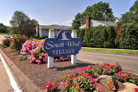 31 Carriage Path N #31, Milford, CT 06460