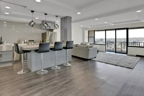 44 Strawberry Hill Ave #11L, Stamford, CT 06902