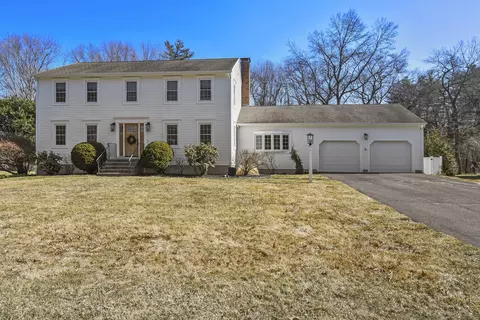 39 Great Pine Path, Plantsville, CT 06479