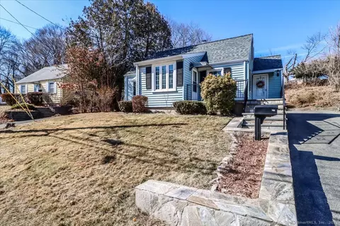 61 Cricklewood Rd, Milford, CT 06460