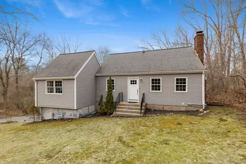 70 Slocum Rd, Hebron, CT 06248