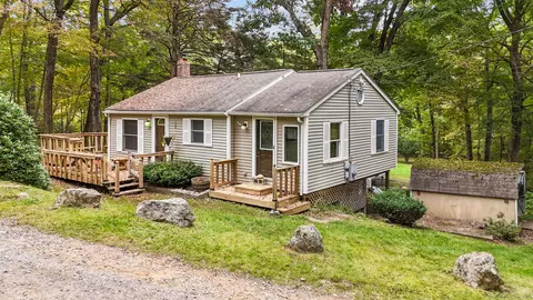 69 Westford Dr, Ashford, CT 06278