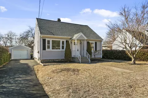 45 Roosevelt Dr, Ansonia, CT 06401
