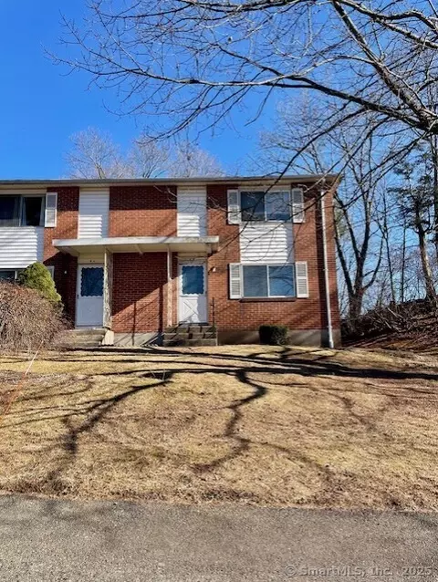 273 Queen St #6D, Southington, CT 06489