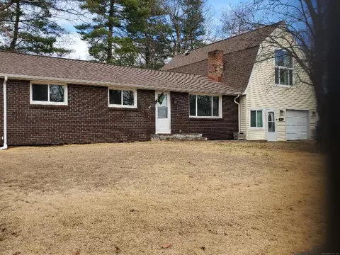 6 Donna St, Enfield, CT 06082