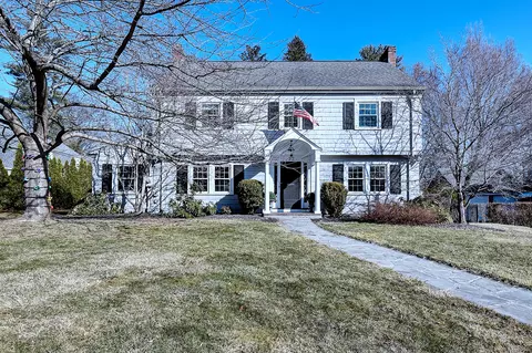 32 Brookside Blvd, West Hartford, CT 06107
