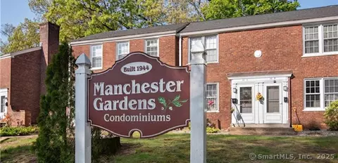 17 Garden Dr #R, Manchester, CT 06040