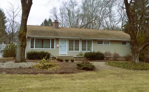 102 Flagler Ave, Cheshire, CT 06410
