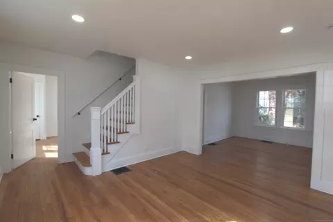 20 Somerset Dr, New Britain, CT 06053