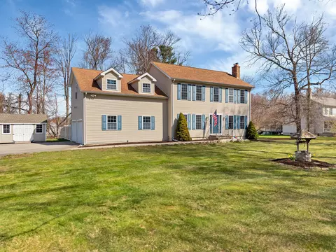 39 Balaban Rd, Colchester, CT 06415