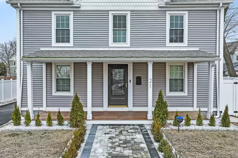 21 Church St, Manchester, CT 06040