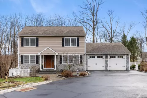 1282 Summit Rd, Cheshire, CT 06410