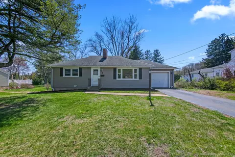 9 Waters Ave, Rocky Hill, CT 06067