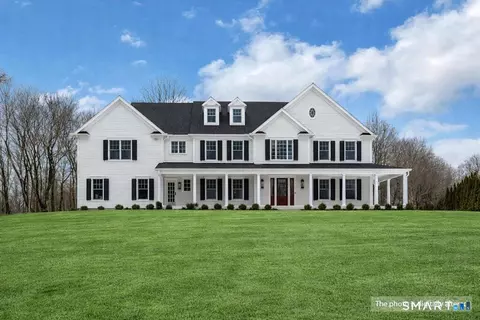 87 Silver Hill Rd, Ridgefield, CT 06877