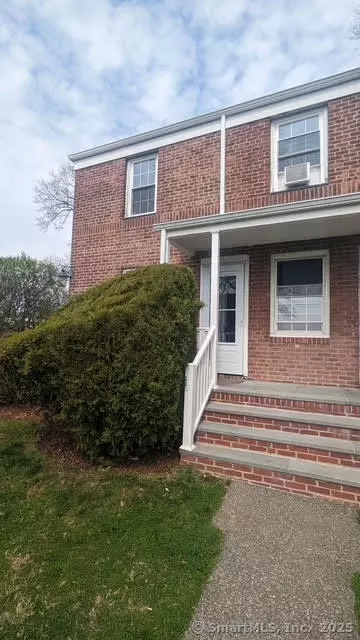 2475 Summer St #1F, Stamford, CT 06905