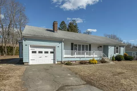 20 Marine Ave, Clinton, CT 06413