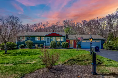 227 Purdy Hill Rd, Monroe, CT 06468