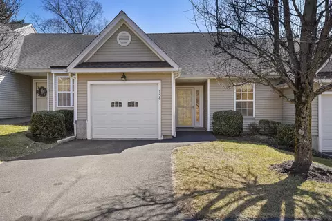 156 Jennifer Ln #156, Sandy Hook, CT 06482