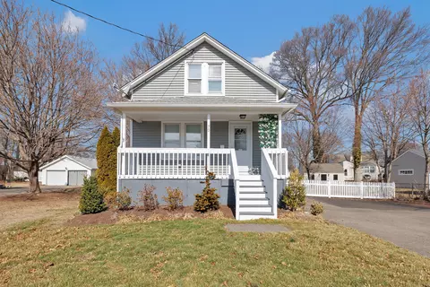 70 Cambridge St, Stratford, CT 06614