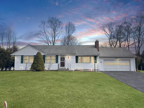 10 Alvin Dr, Norwalk, CT 06850