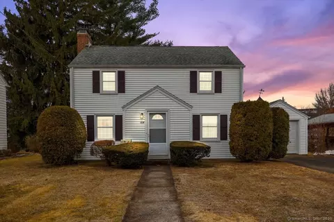 159 Ridge Rd, Wethersfield, CT 06109