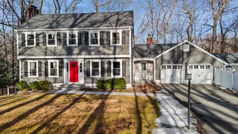 85 Mayapple Rd, Stamford, CT 06903
