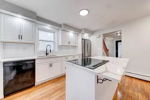 34 Wade Ave, Bloomfield, CT 06002 photo 1