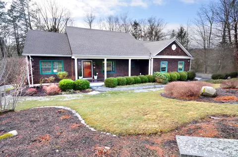 50 Shelbourne Dr, Goshen, CT 06756