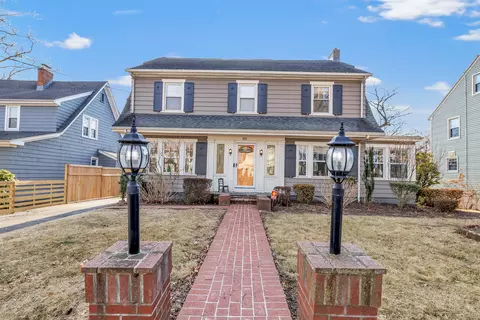 1695 Ella T Grasso Blvd, New Haven, CT 06511