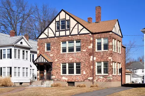 112-114 Ardmore Rd, West Hartford, CT 06107