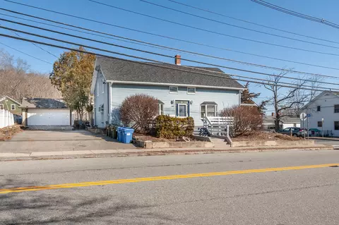 83-85 Providence St, Taftville, CT 06380