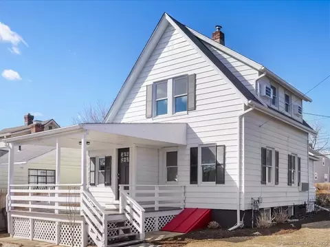 5 Hobbie St, Stamford, CT 06902