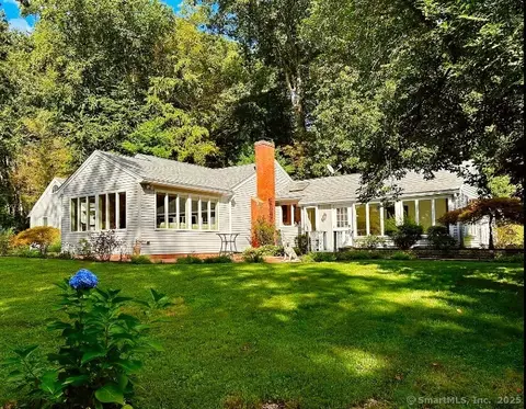 40 Oakum Dock Rd, Portland, CT 06480