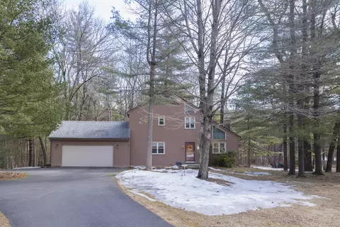 4 Eric Dr, Granby, CT 06035