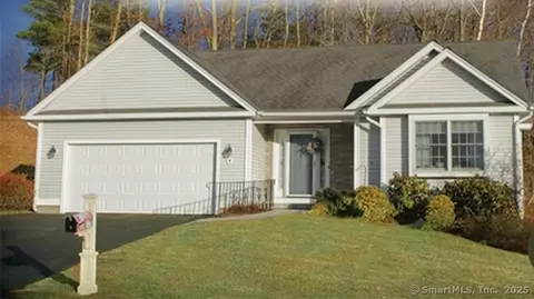 4 Meacham Dr #4, Enfield, CT 06082
