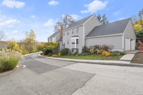 120 Prospect St #70, Ridgefield, CT 06877