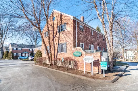243 Bridge St #243, Stamford, CT 06905