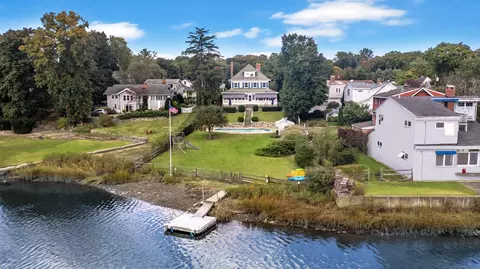 2620 Post Rd, Darien, CT 06820