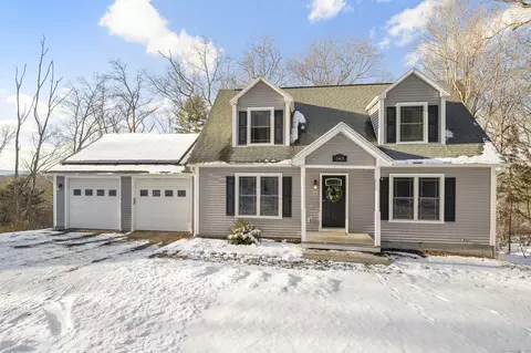 140 Groveland Ave, Putnam, CT 06260