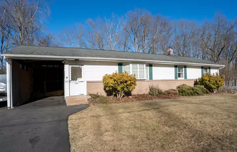 515 5th Ridge Rd, Wallingford, CT 06492