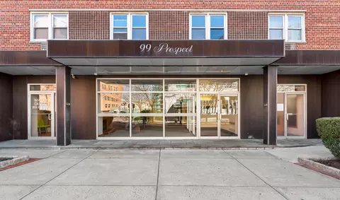 99 Prospect St #2J, Stamford, CT 06901
